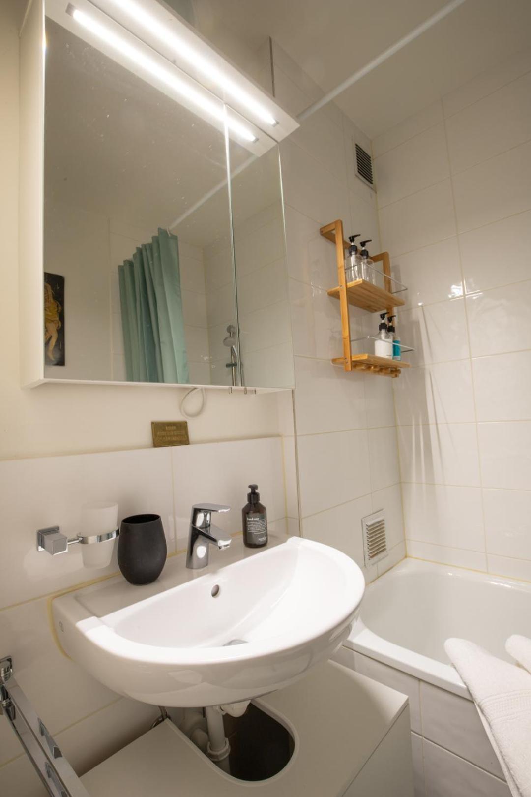 Special Modern Lisa Apartment Basel, Bahnhof Grossbasel 10-Star Exterior photo